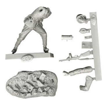 1:35 German Heer Infantry Stabsfeldwebel with Captured PPSh41 - FIRST LEGION