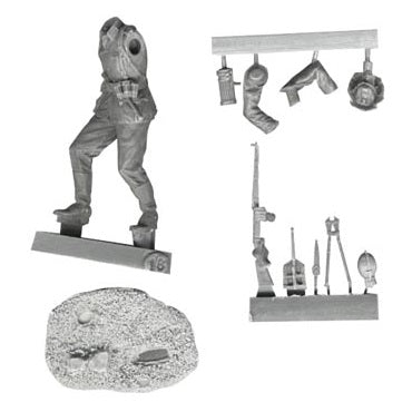 1:35 German Combat Pioneer with Rifle - FIRST LEGION