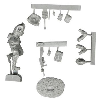 1:35 US Airborne Corporal Running with Thompson SMG - FIRST LEGION