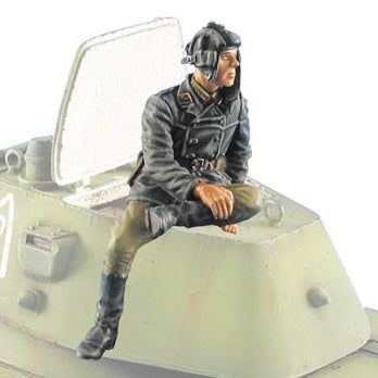 1:35 Russian Tank Crew Sitting on Tank - FIRST LEGION