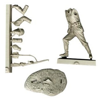 1:35 German Heer Infantry Standing Firing - FIRST LEGION