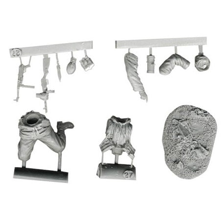 1:35 German Heer Infantry Winter Tank Rider Kneeling with PPSh41 - FIRST LEGION