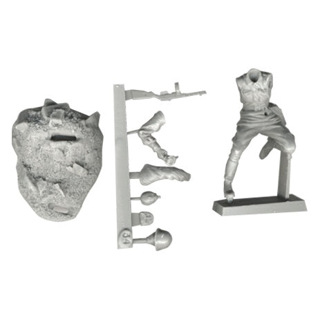 1:35 Russian Infantry Kneeling with Grenade and PPSh41 - FIST LEGION