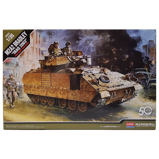 1:35 US Army M2A2 BRADLEY Iraq 2003 - ACADEMY