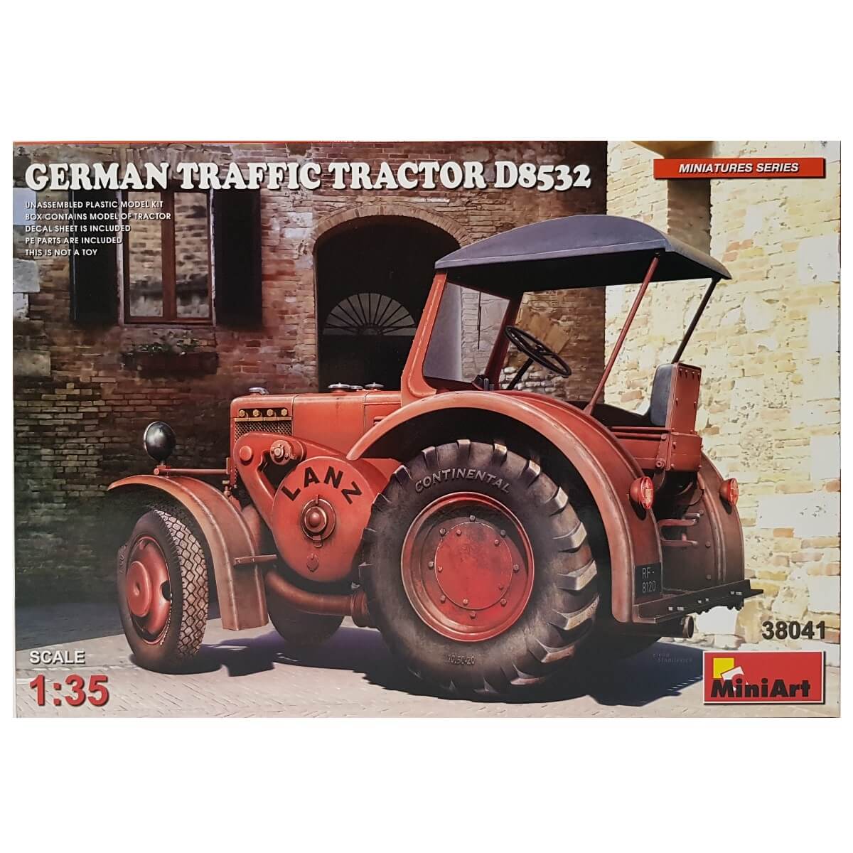 1:35 German Traffic Tractor D8532 - MINIART