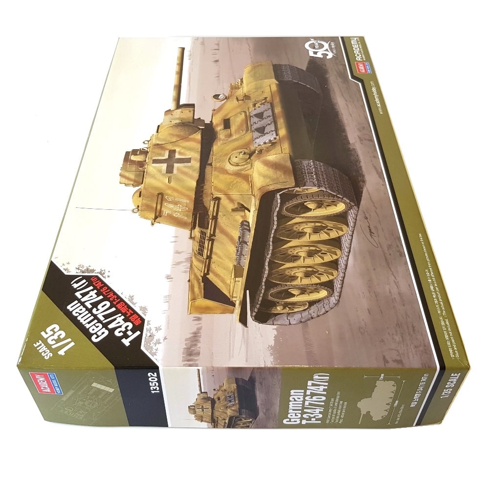 1:35 German Tank T-34/76 747(r) - ACADEMY