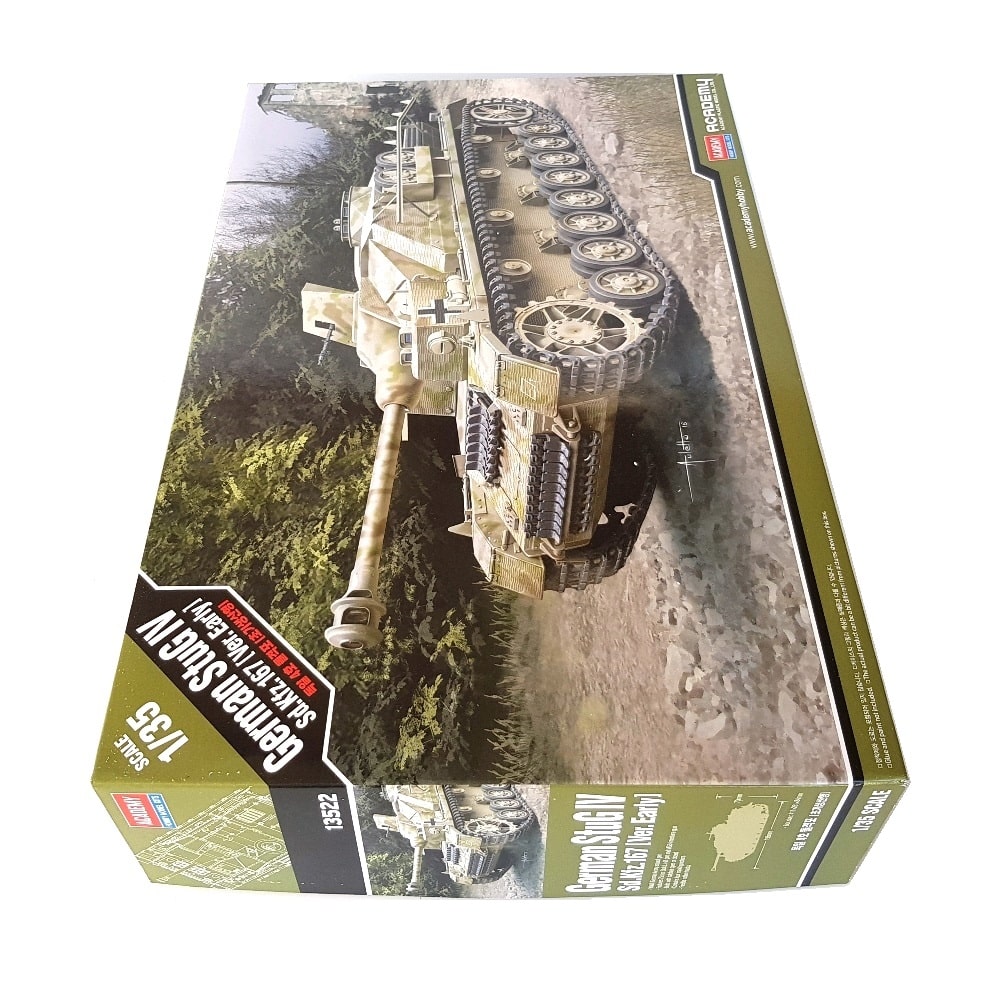 1:35 German STUG IV Sd.Kfz. 167 Early Version - ACADEMY