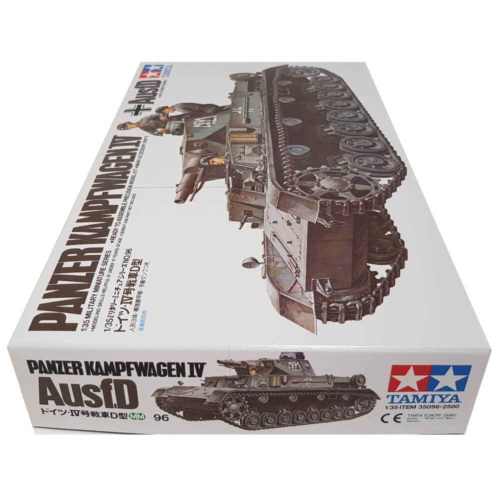1:35 Panzerkampfwagen IV Ausf. D with Three Figures - TAMIYA