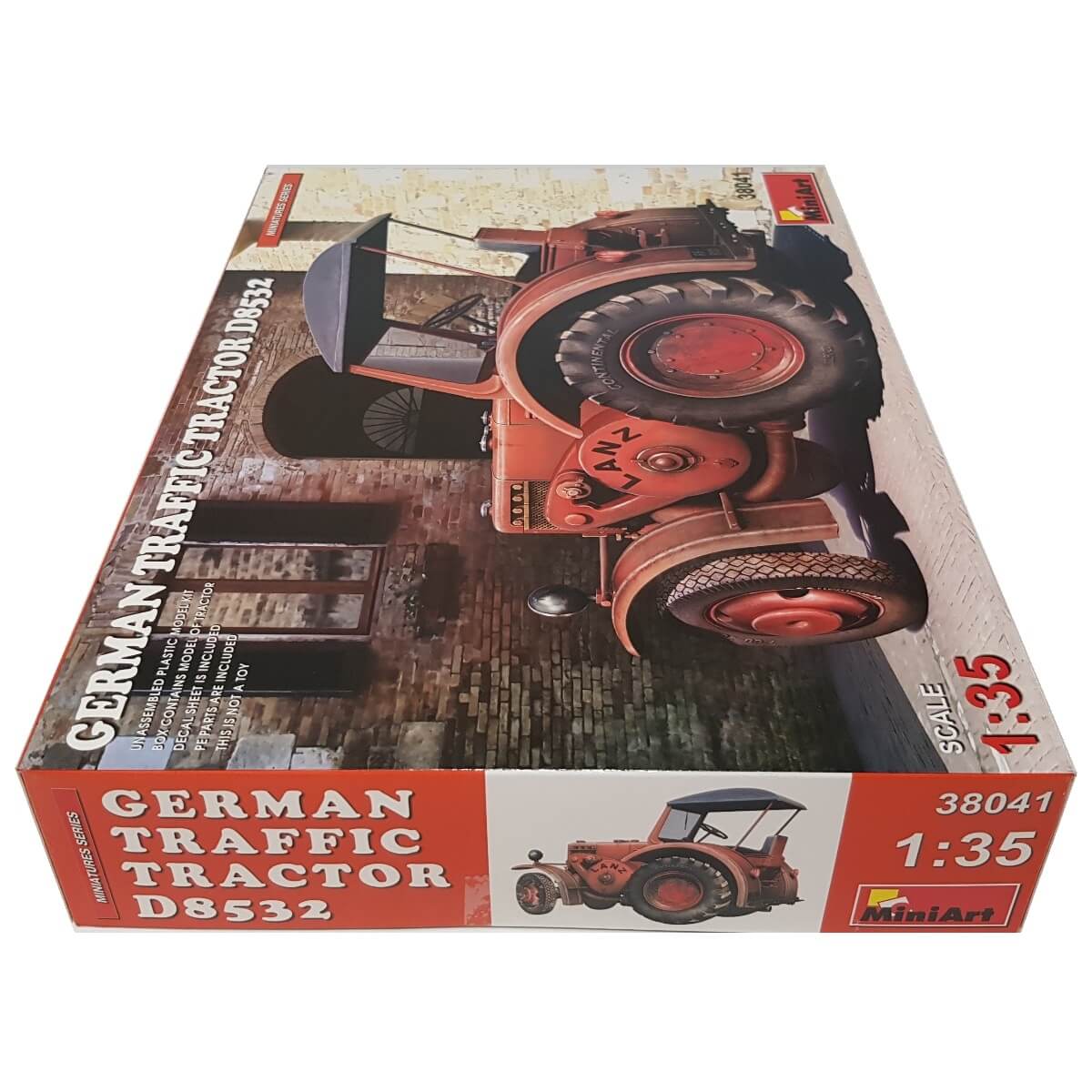 1:35 German Traffic Tractor D8532 - MINIART