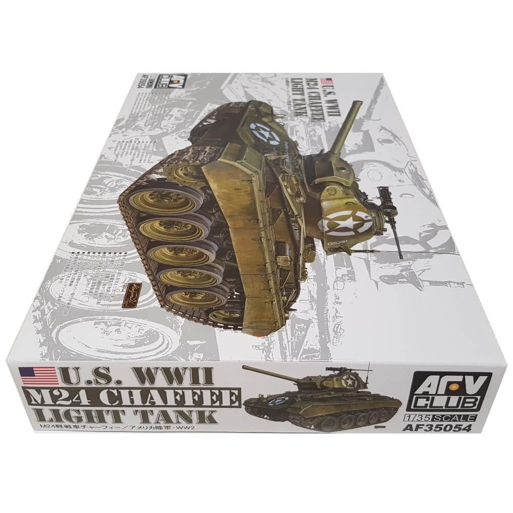 1:35 US Army WWII M24 Chaffee Light Tank - AFV CLUB