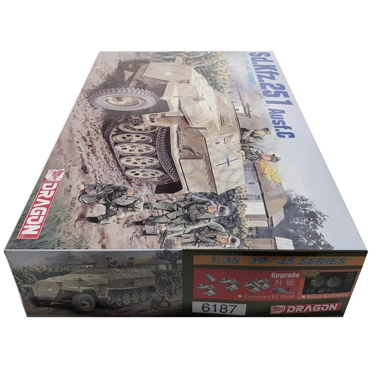 1:35 Sd.Kfz. 251 Ausf. C with Infantry Set - DRAGON