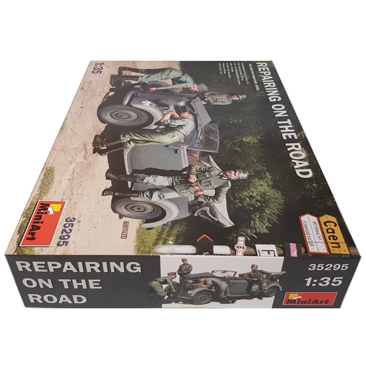1:35 Repairing on the Road - MINIART