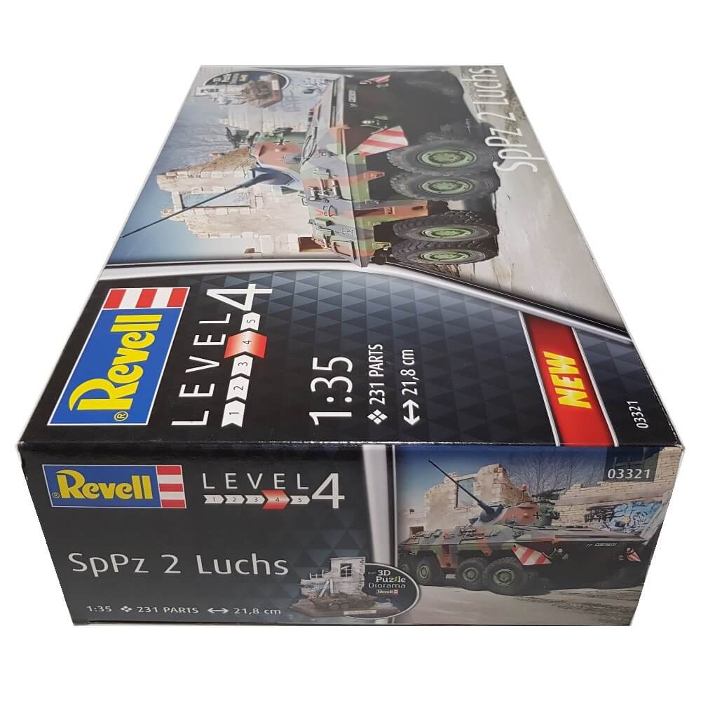 1:35 German SpPz 2 LUCHS with 3D Puzzle Diorama - REVELL