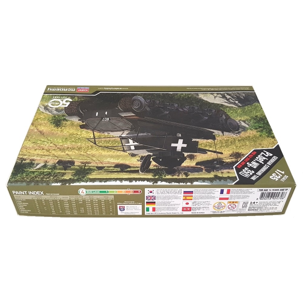 1:35 German Pz.Bef.Wg 35(t) Command Tank - ACADEMY