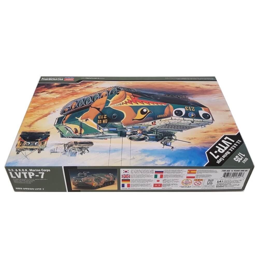 1:35 US / ROK Marine Corps LVTP-7 - ACADEMY