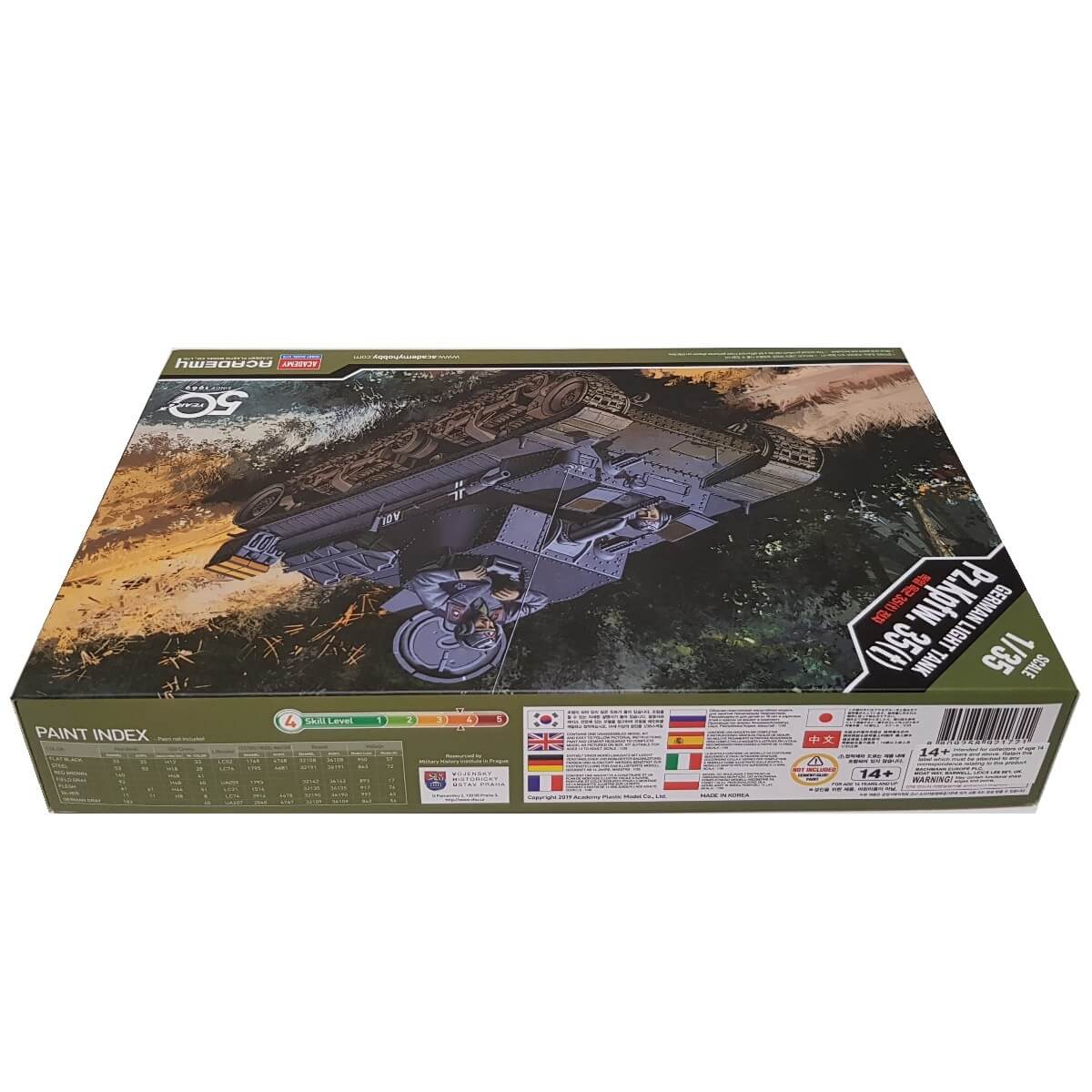 1:35 German Light Tank Pz.Kpfw. 35(t) - ACADEMY