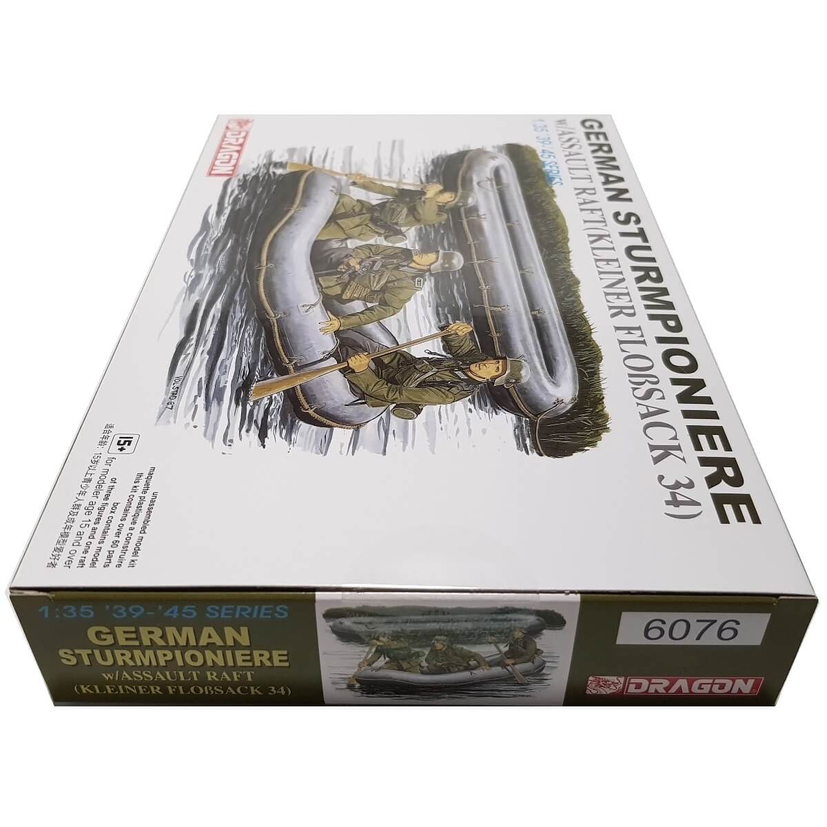 1:35 German Sturmpioniere with Assault Raft - Kleiner Floßsack 34 - DRAGON