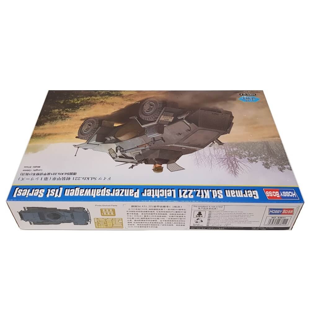 1:35 German Sd.Kfz. 221 Leichter Panzerspahwagen 1st Series - HOBBY BOSS