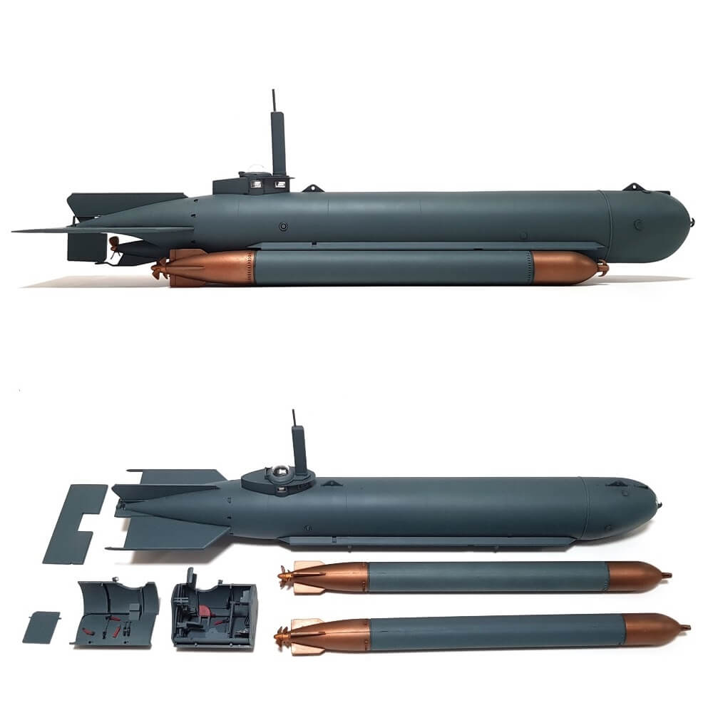 1:35 German Molch Midget Submarine from TRUMPETER