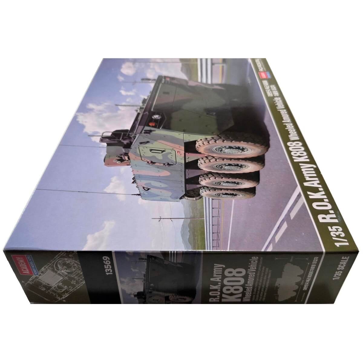 1:35 ROK Army K808 Wheeled Armored Vehicle - ACADEMY