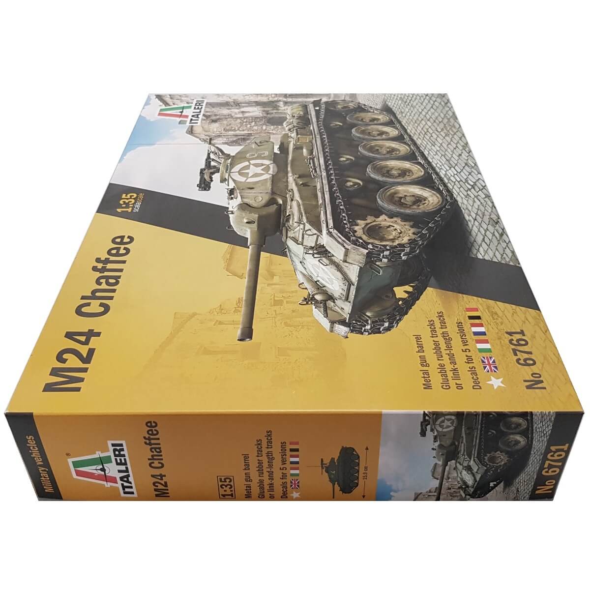 1:35 M24 Chaffee - ITALERI