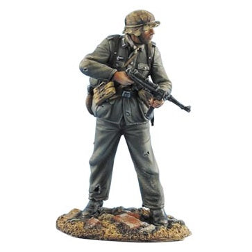 1:35 German Heer Infantry Standing with MP40 - FIRST LEGION