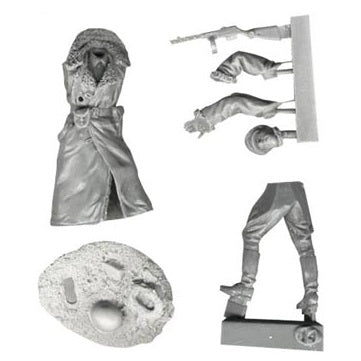 1:35 German Hauptmann in Russian Fur Lined Greatcoat with PPSh41 - FIRST LEGION