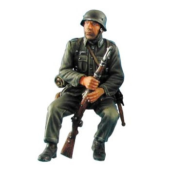 1:35 German Heer Infantry Seated Passenger/Tank Rider - FIRST LEGION