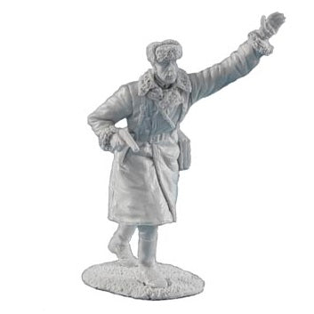 1:35 Russian Officer Advancing with PPSh 41 SMG or Tokarev - FIRST LEGION