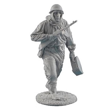 1:35 Russian Infantry in Winter Camo with PPSh 41 and DP LMG Ammo - FIRST LEGION