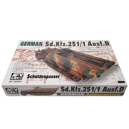 1:35 German Sd.Kfz.251/1 Ausf. D Schutzenpanzer - AFV CLUB