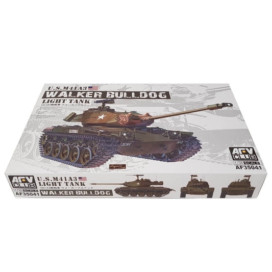 1:35 US M41A3 Walker Bulldog Light Tank - AFV CLUB