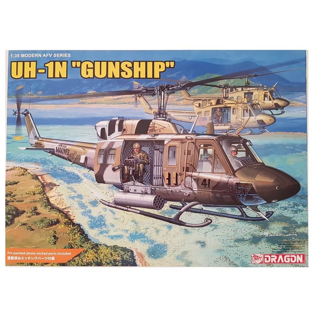 1:35 US Marines BELL UH-1N GUNSHIP Helicopter - DRAGON