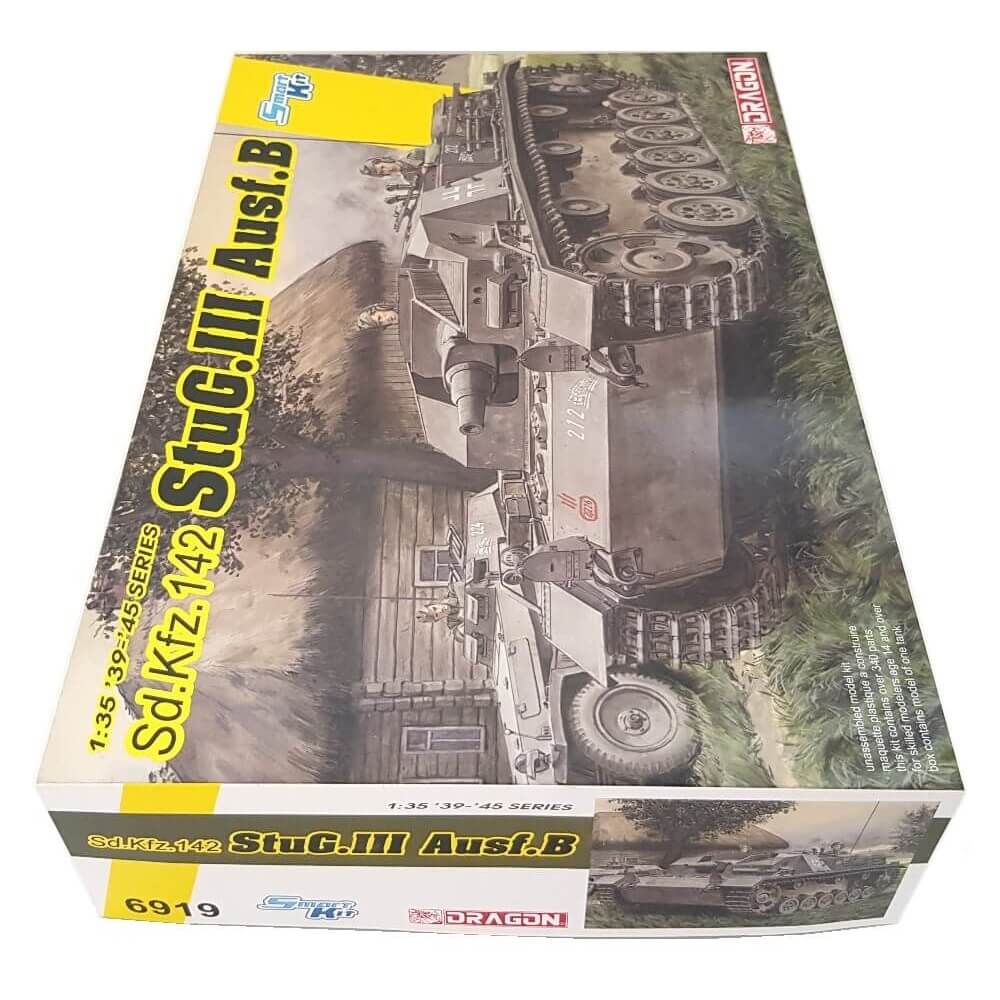 1:35 German Sd.Kfz. 142 StuG III Ausf. B - DRAGON