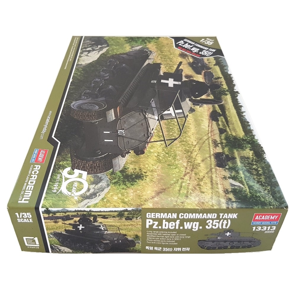 1:35 German Pz.Bef.Wg 35(t) Command Tank - ACADEMY