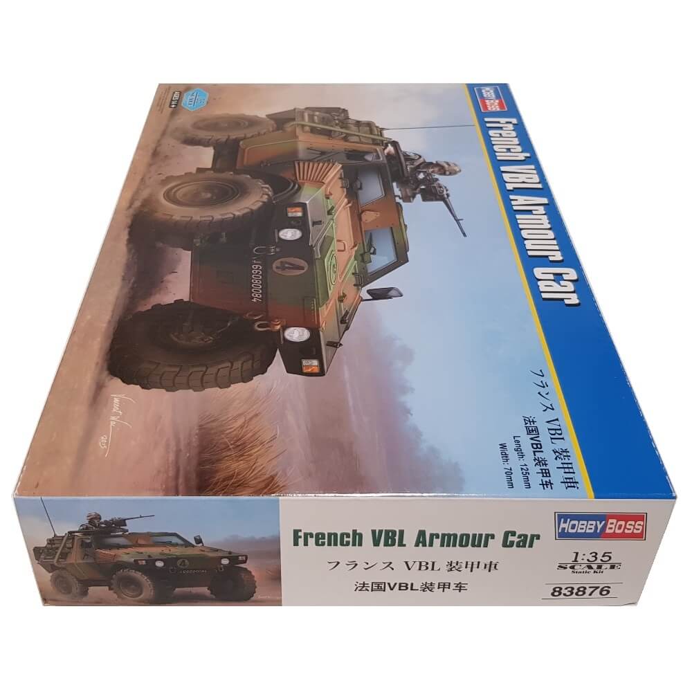 1:35 French VBL Armour Car - HOBBY BOSS