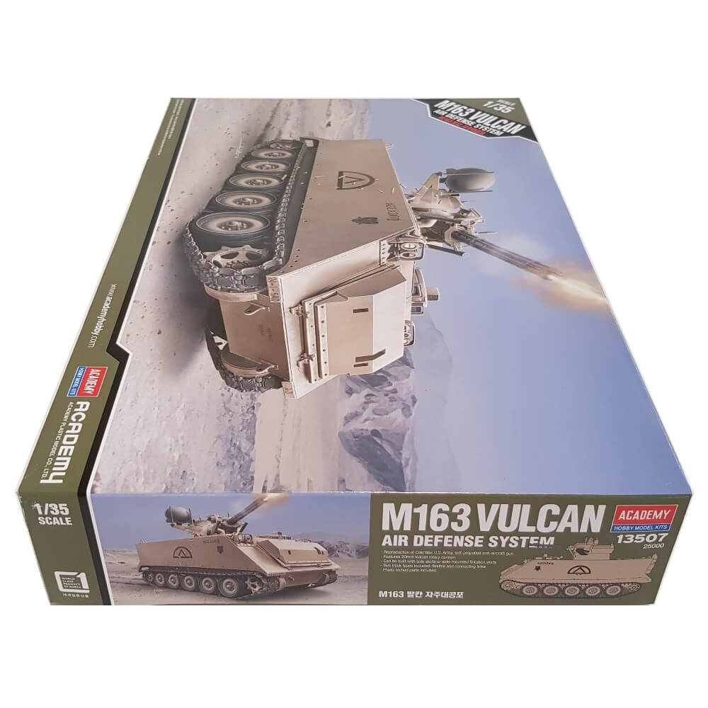 1:35 US Army M163 VULCAN Air Defense System - ACADEMY